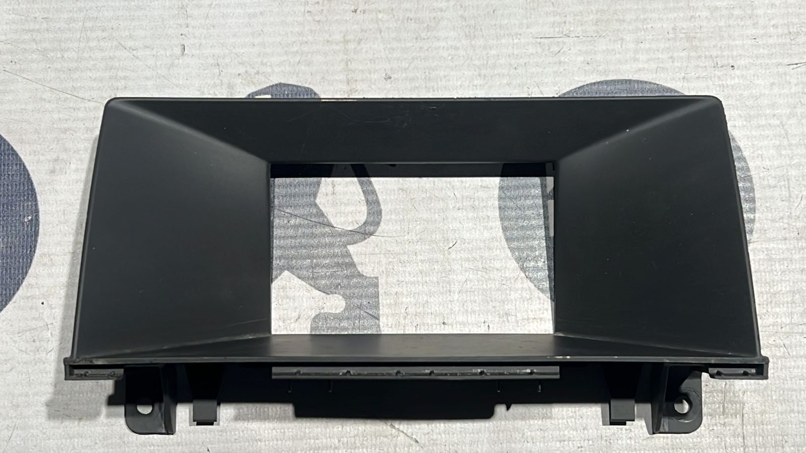 Накладка на торпедо Opel Astra/H 2004-2014