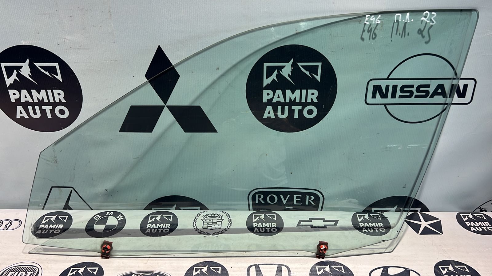 Стекло двери переднее левое BMW 3/E46 1998-2007