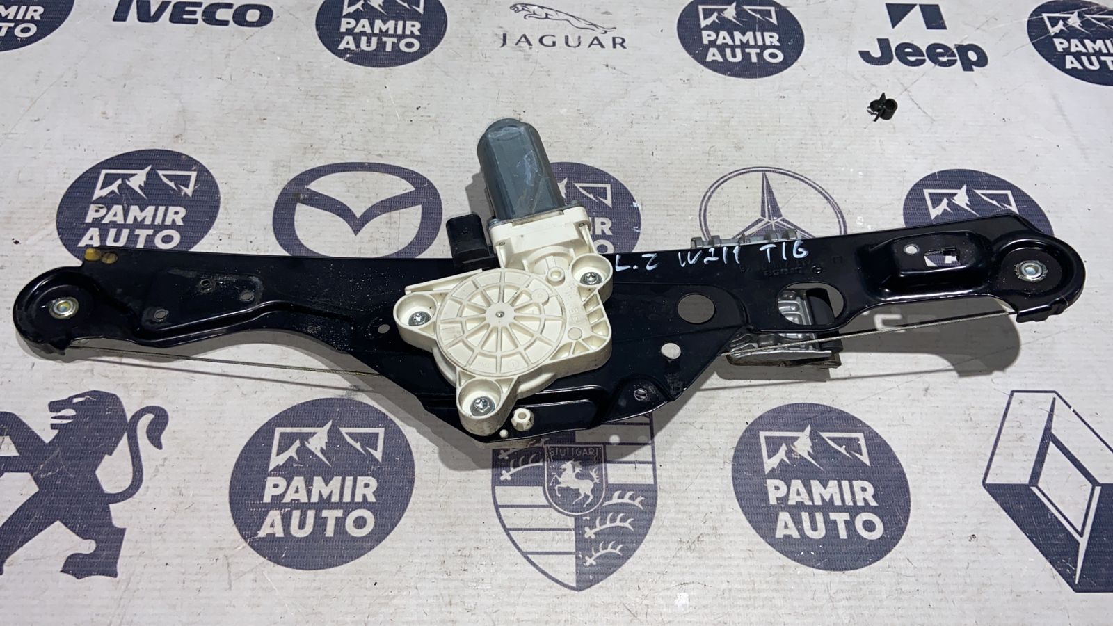 Стеклоподъемник задний левый Mercedes E/W211 2002-2009