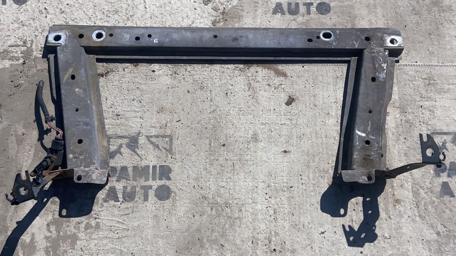 Балка подрадиаторная Renault Scenic/2 2003-2009