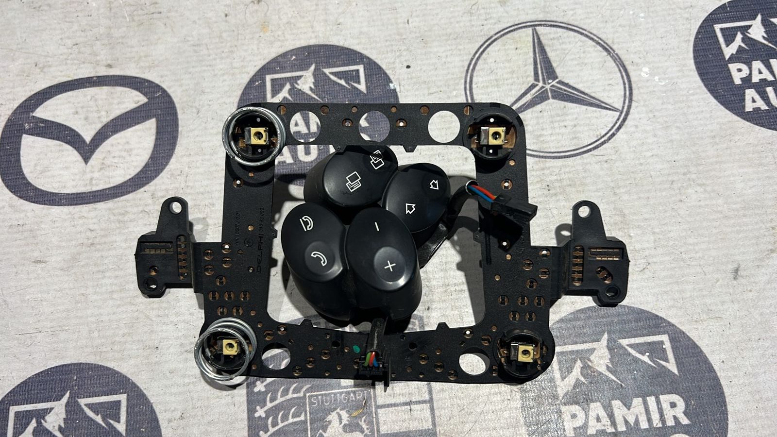 Кнопка на руль Mercedes E/W211 2002-2009