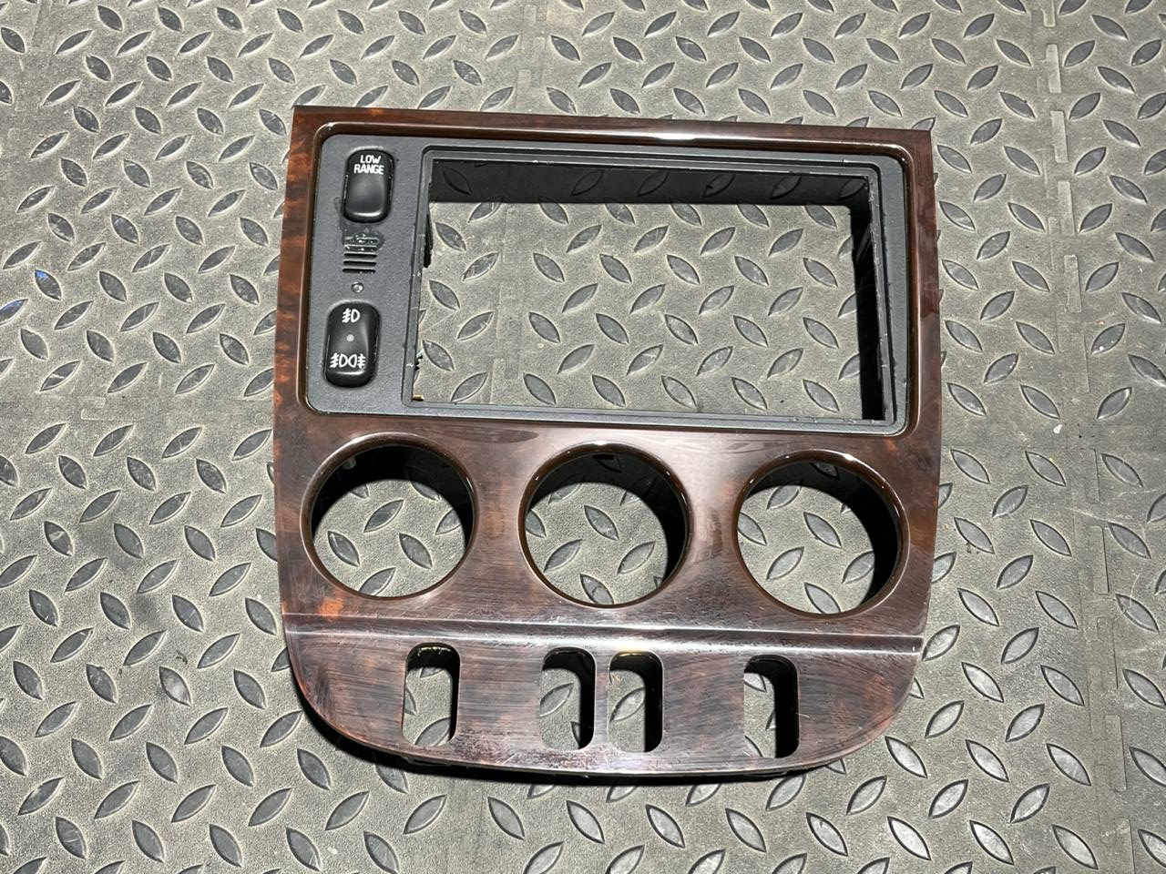 Накладка на торпедо Mercedes M/W163 1997-2005