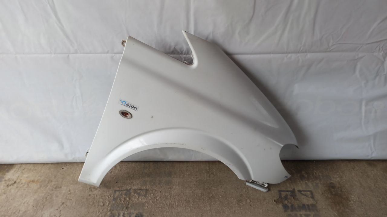 Крыло переднее правое Mercedes Vito/W639 2003-2014