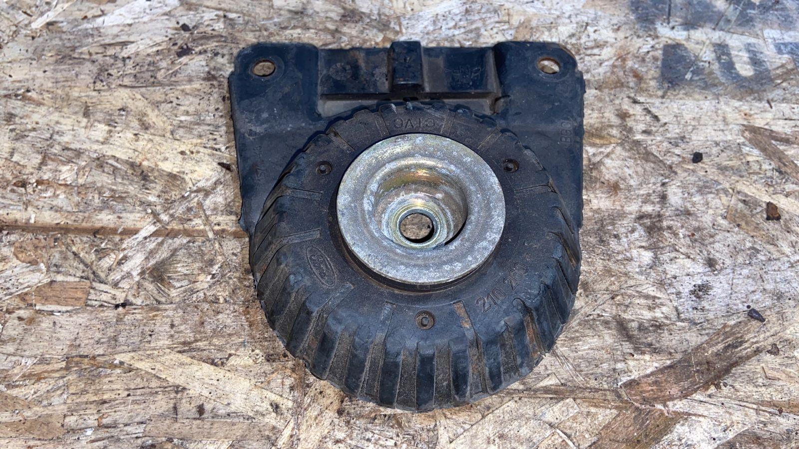 Опора амортизатора задняя Ford Mondeo/3 2000-2007