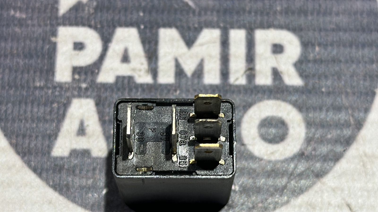 Реле Renault Scenic/2 2003-2009