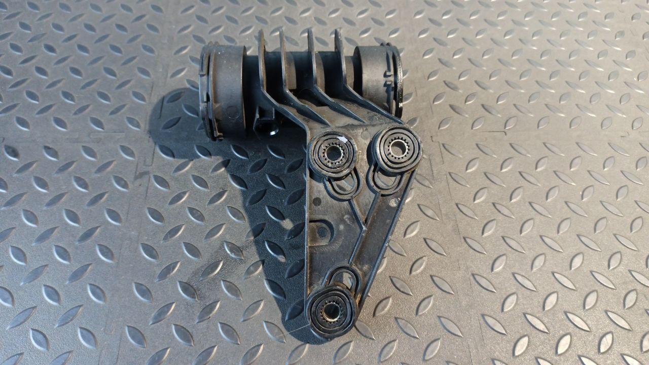 Патрубок интеркулера Mercedes C/W203 2000-2008