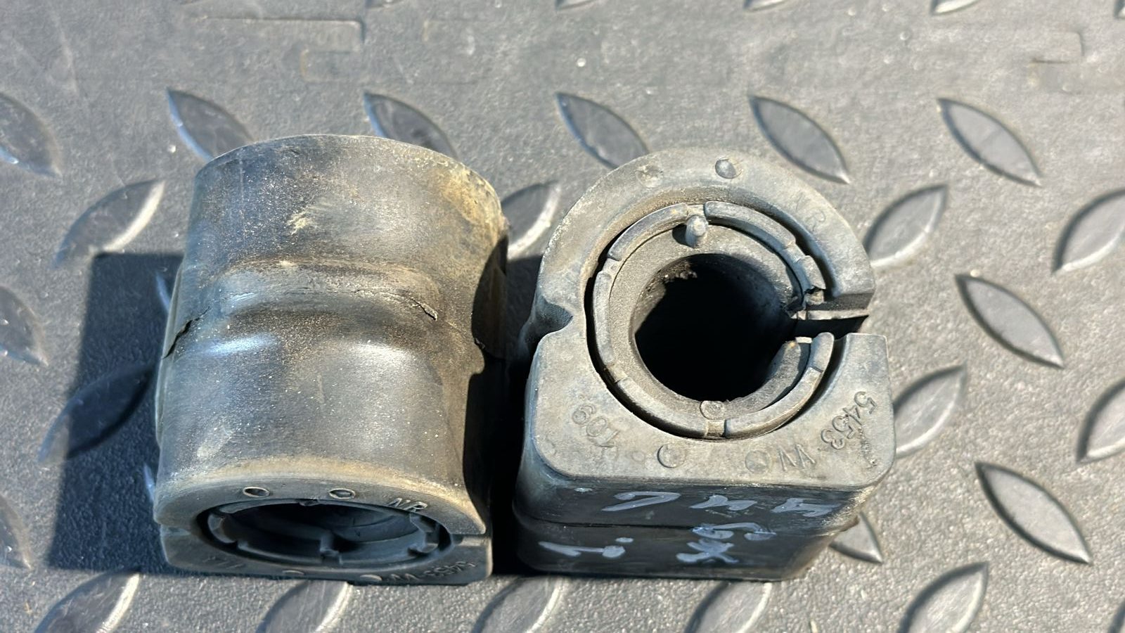 Втулка стабилизатора задняя Ford Mondeo/3 2000-2007