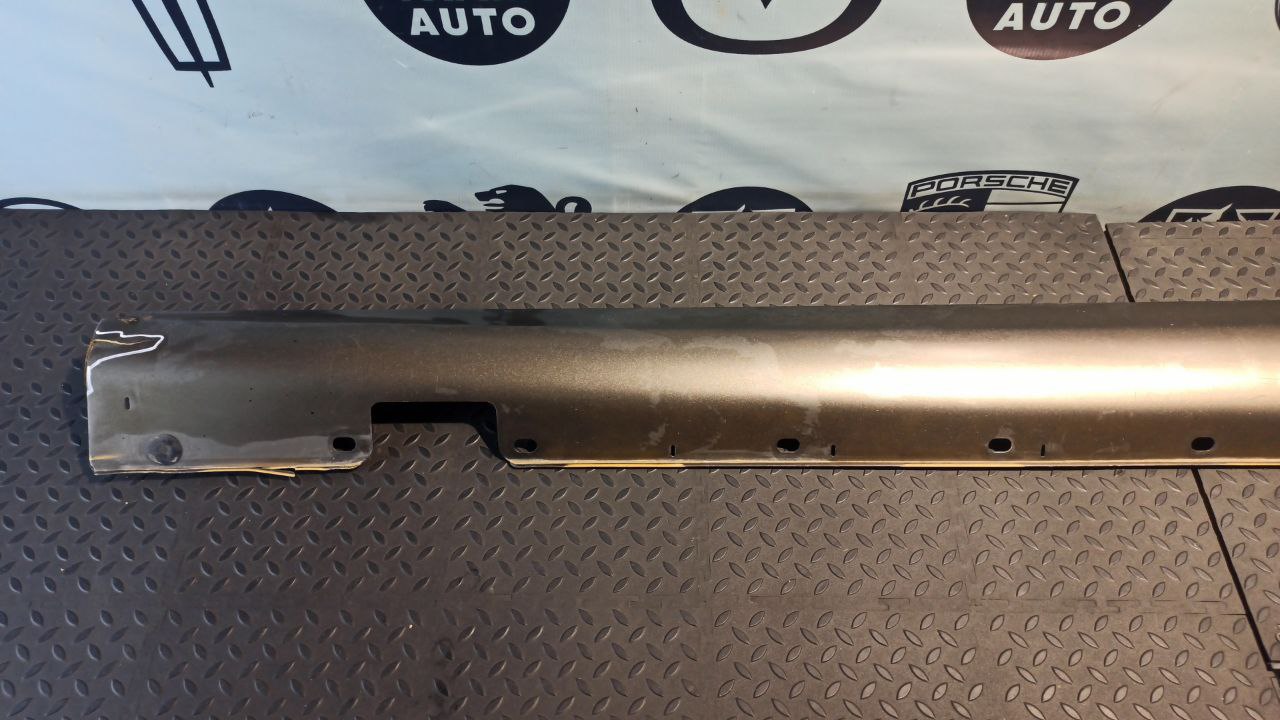 Накладка порога левая Mercedes E/W211 2002-2009