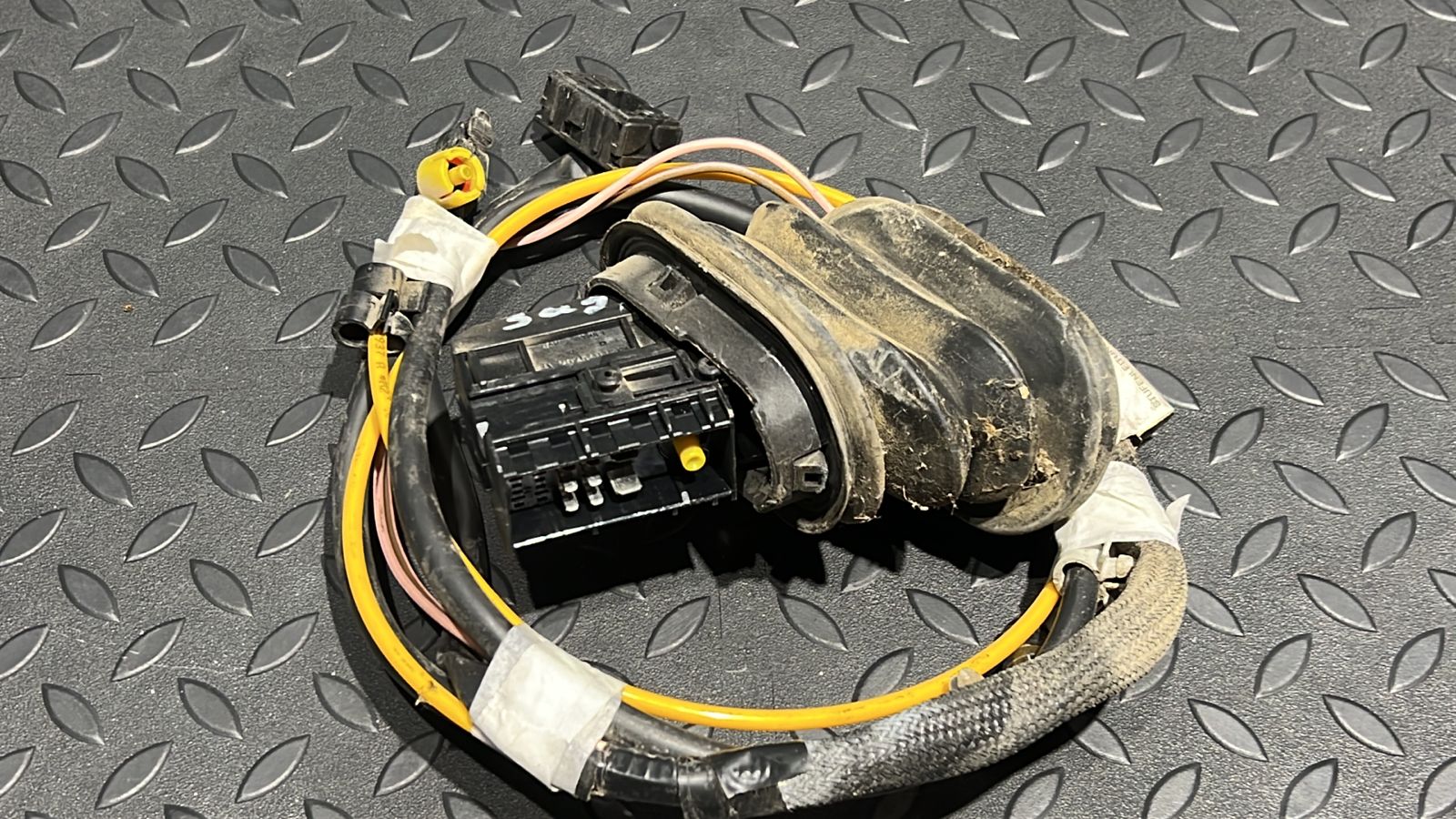 Проводка двери задняя левая Mercedes C/W202 1993-2001