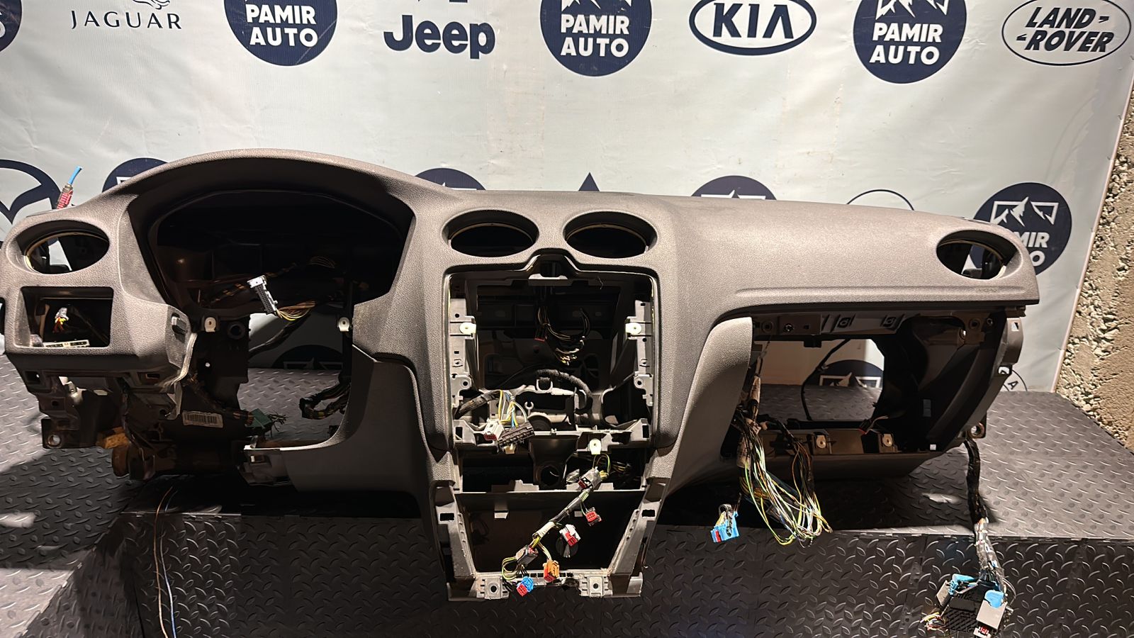 Торпедо Ford Focus/2 2004-2011