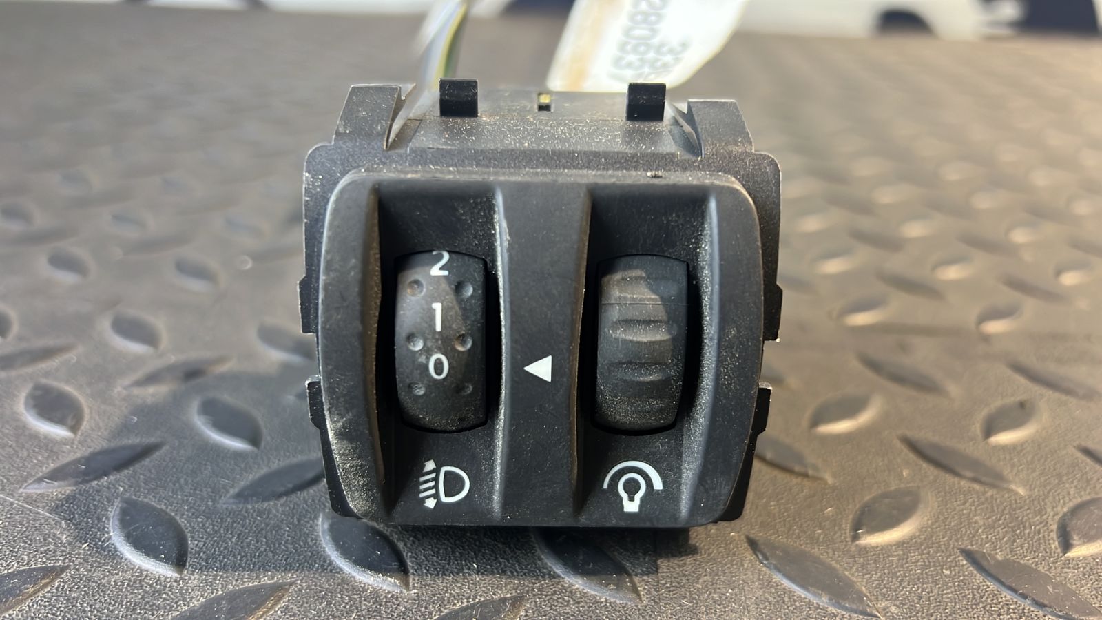 Кнопка корректора фар Renault Megane/2 2002-2009