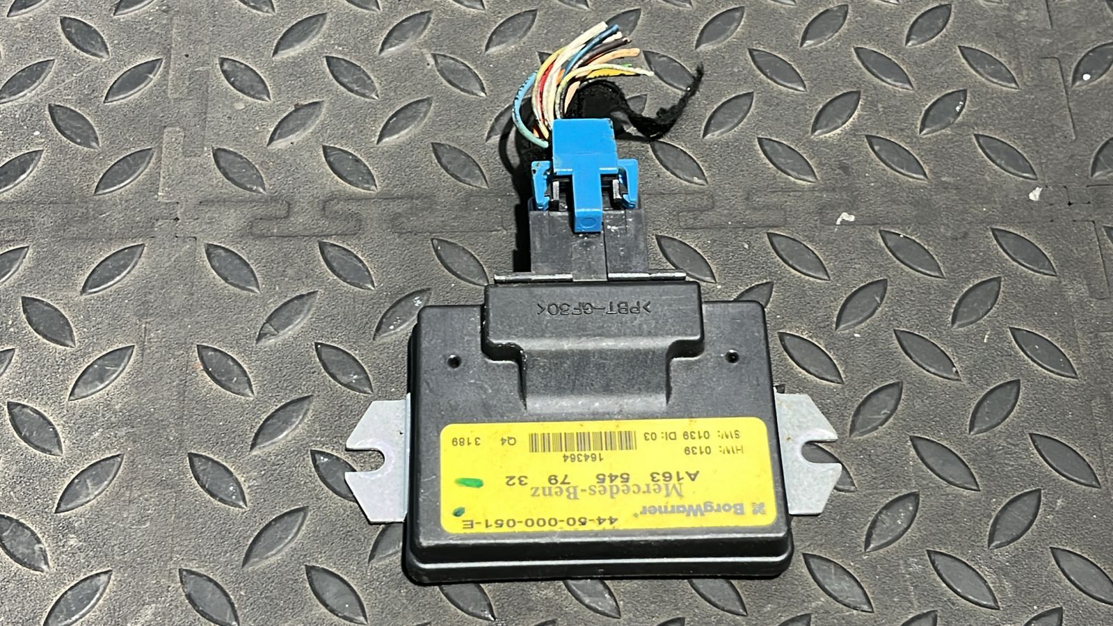 Блок управления раздаткой Mercedes M/W163 1997-2005