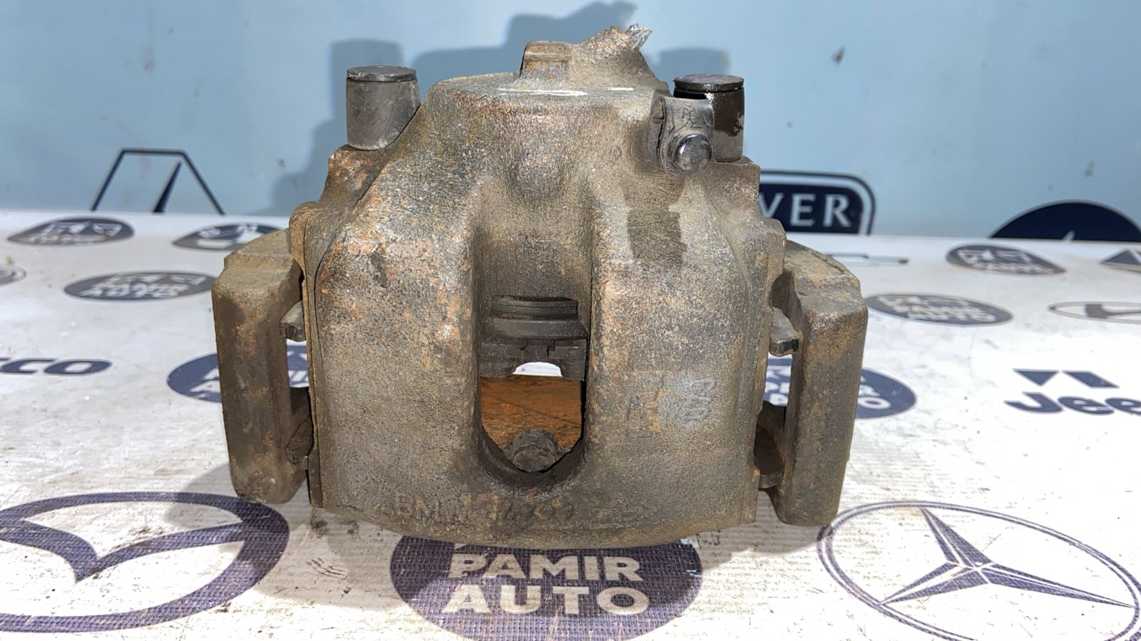 Суппорт передний правый BMW 3/E46 1998-2007