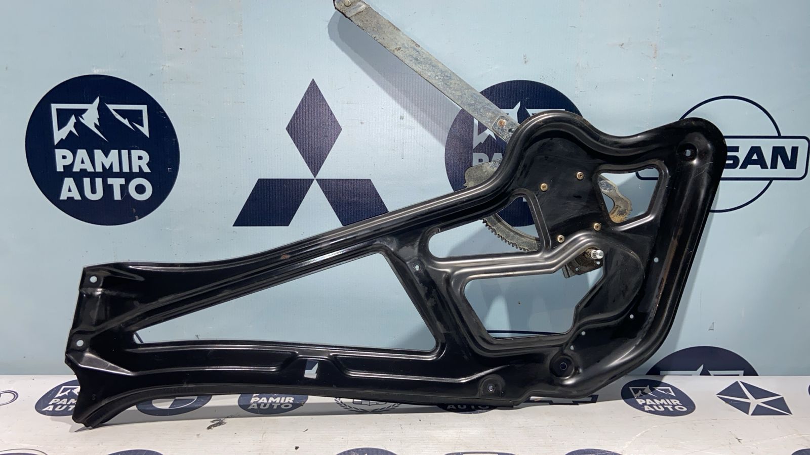 Стеклоподъемник передний правый Mercedes Sprinter/W901-W909 1995-н.в.