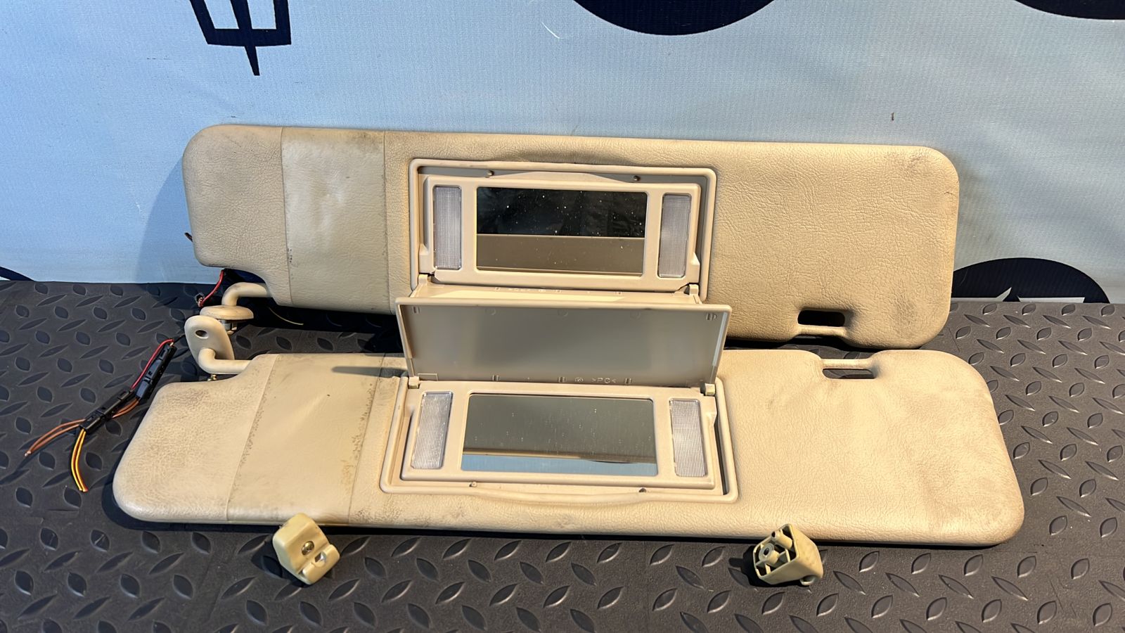 Козырек солнцезащитный Mercedes Vito/W638 1996-2003