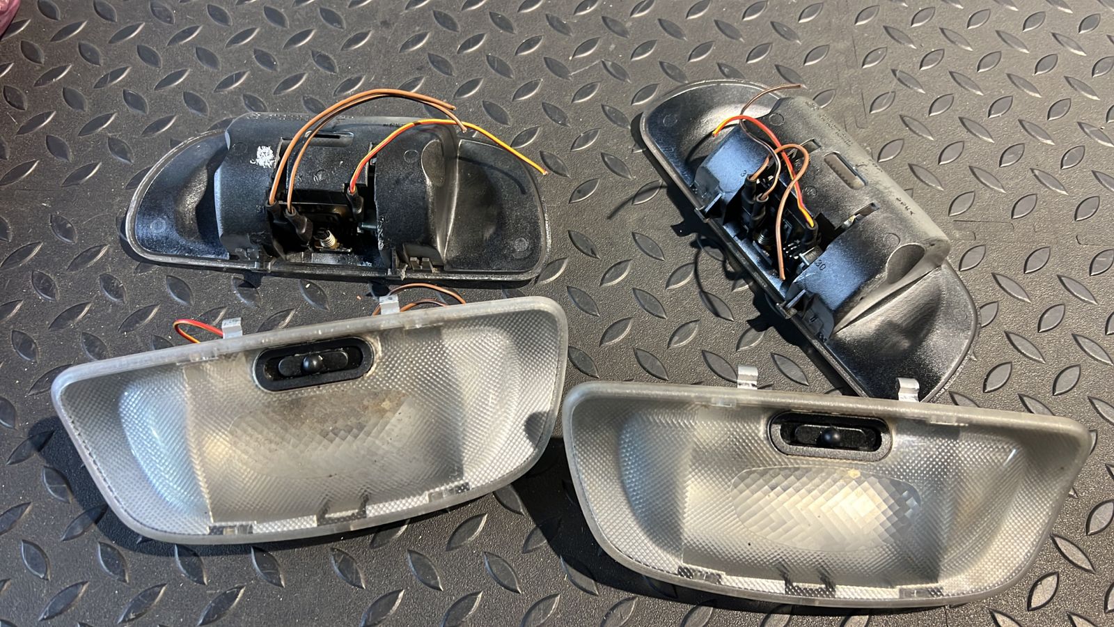 Плафон салонный Mercedes Vito/W638 1996-2003