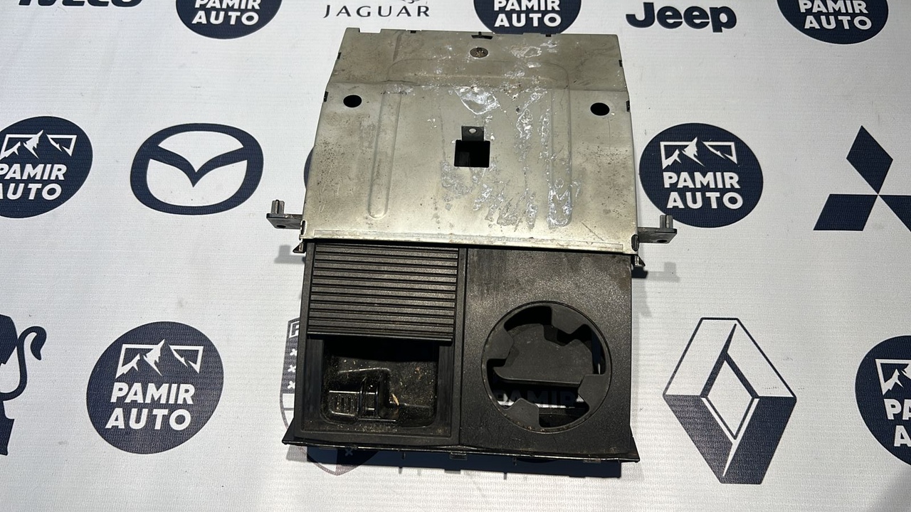 Пепельница Mercedes Sprinter/W901-W909 1995-н.в.