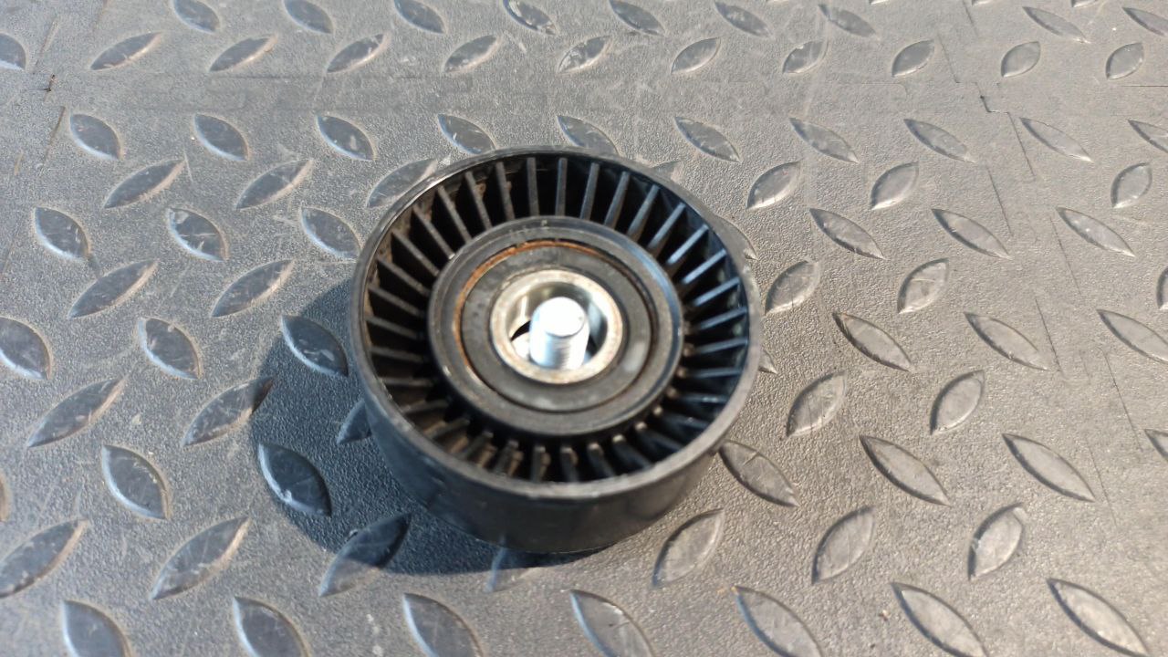 Ролик Toyota Avensis/2 2003-2009