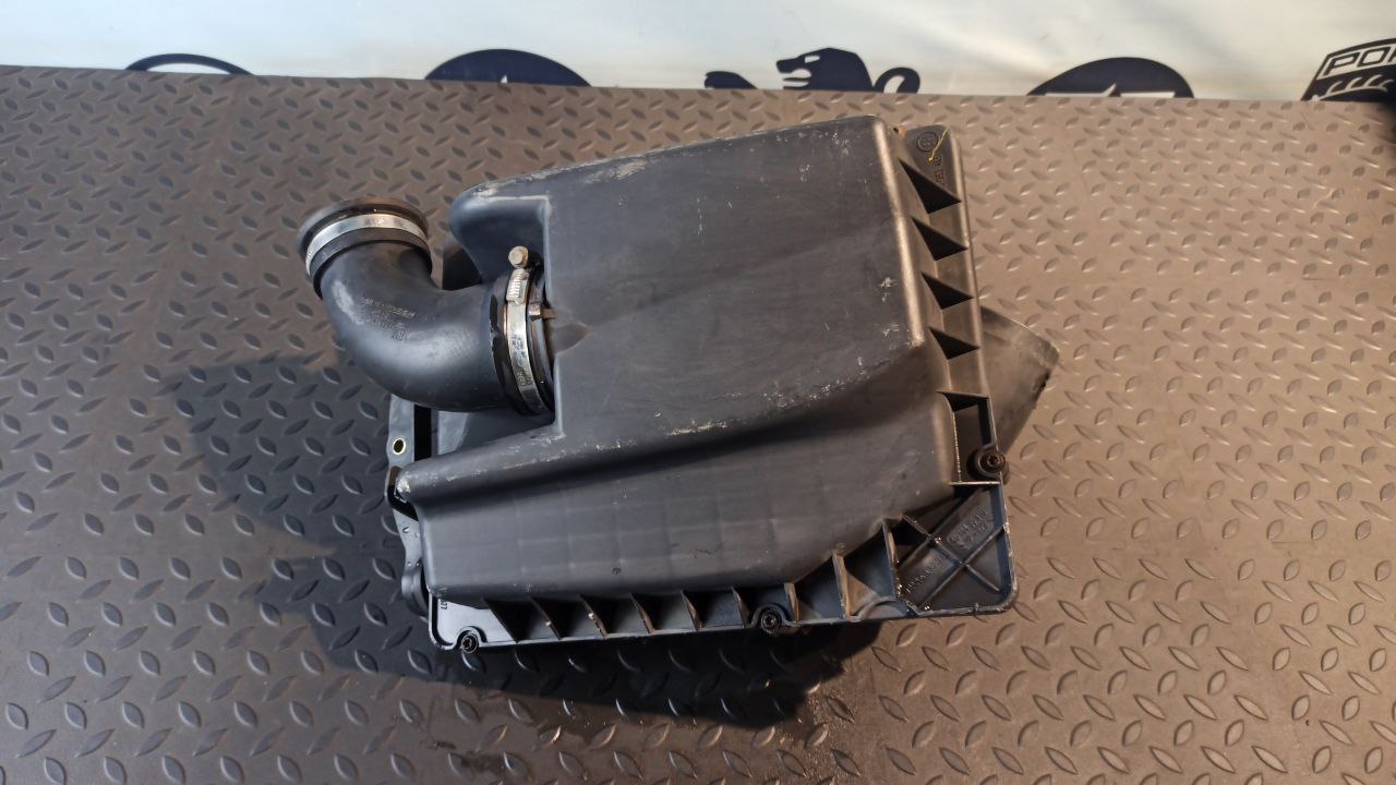 Корпус воздушного фильтра Opel Astra/H 2004-2014