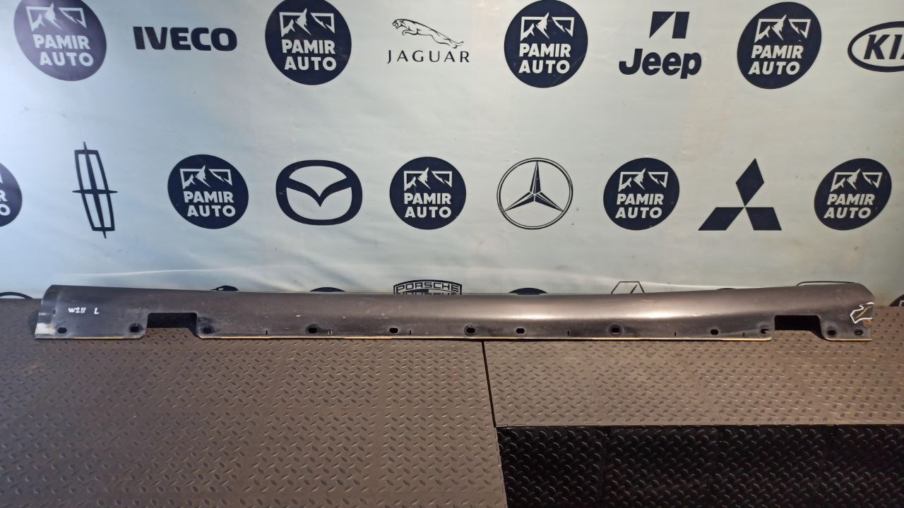 Накладка порога левая Mercedes E/W211 2002-2009