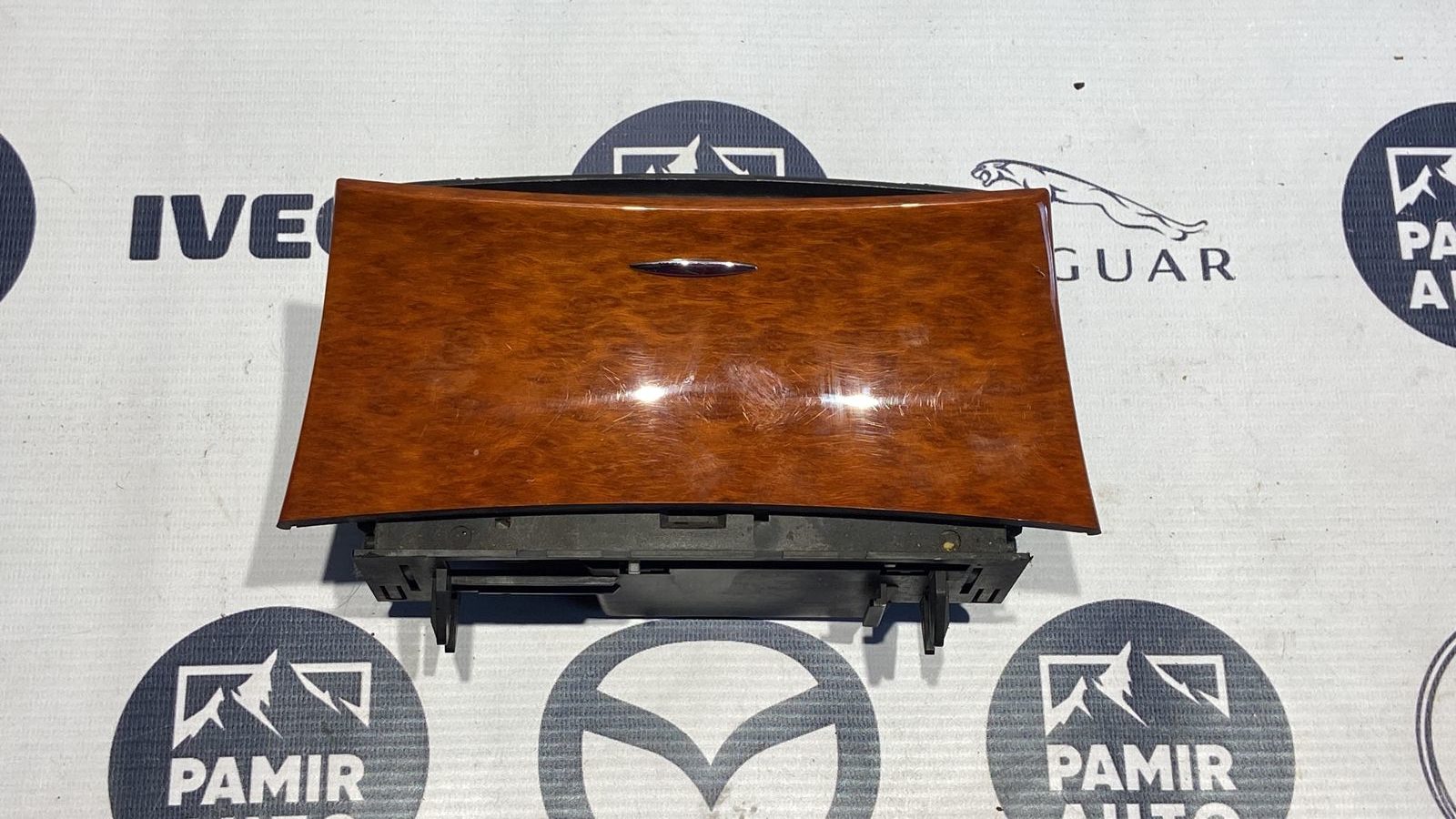 Пепельница Mercedes E/W211 2002-2009