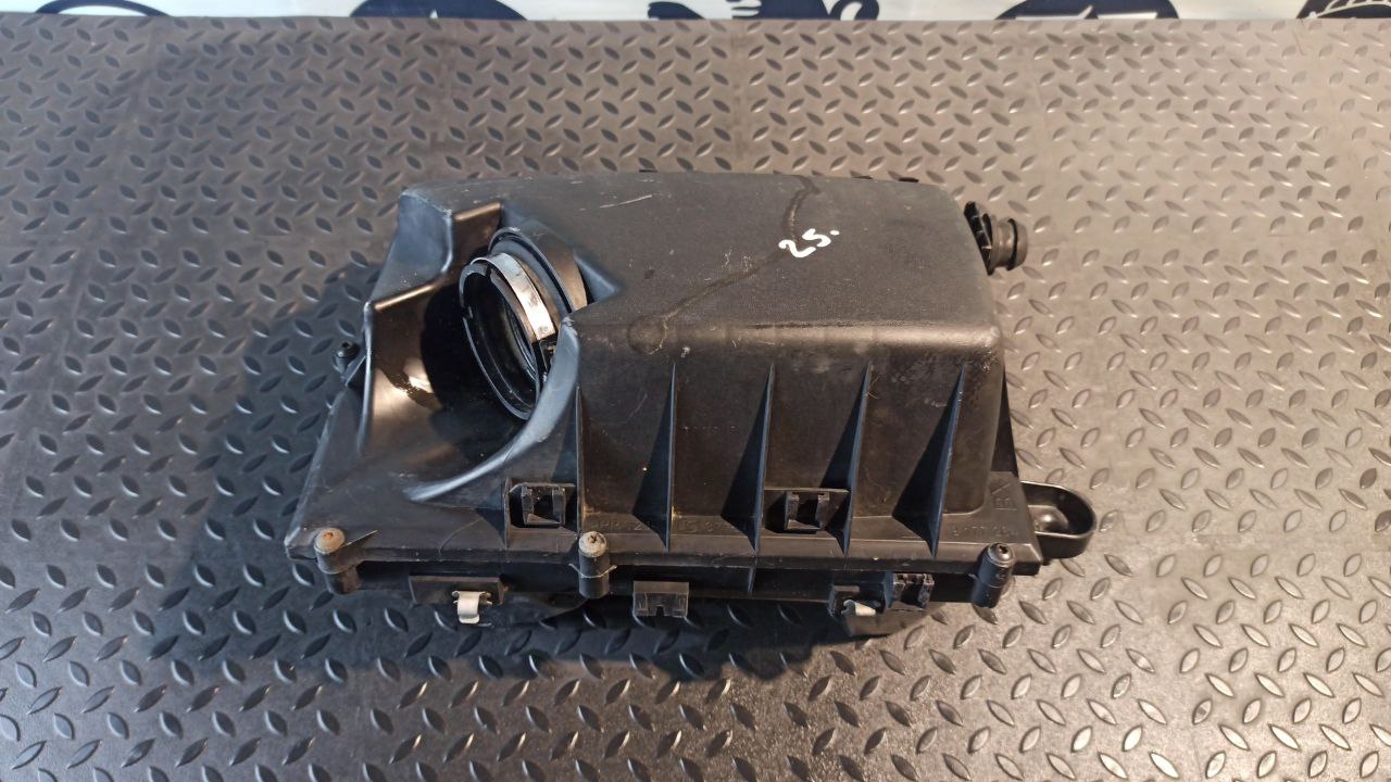 Корпус воздушного фильтра Opel Vectra/C 2002-2008