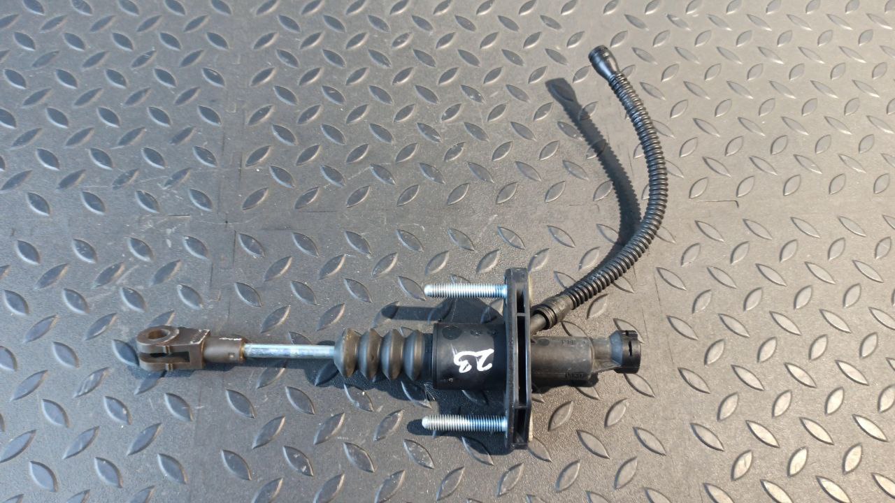 Цилиндр сцепления главный Opel Astra/H 2004-2014