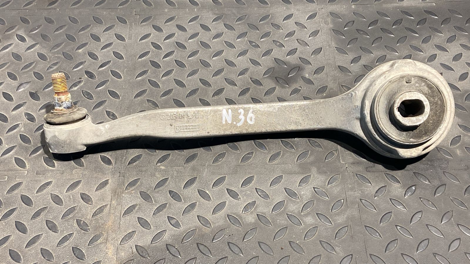 Рычаг передний левый Mercedes C/W204 2006-2015