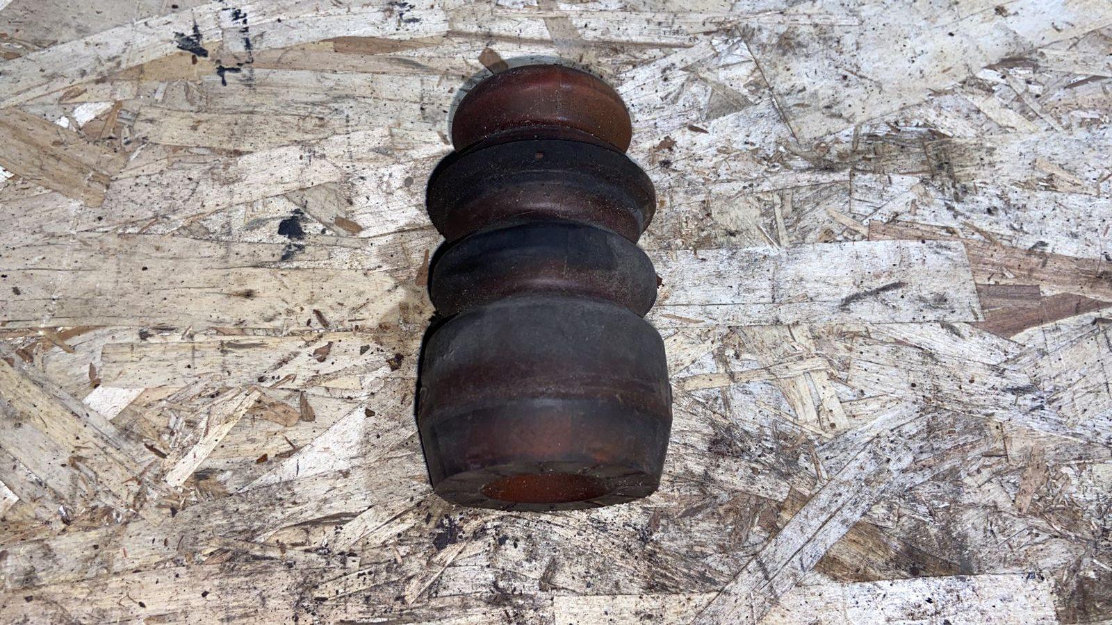 Отбойник амортизатора задний Ford Mondeo/3 2000-2007