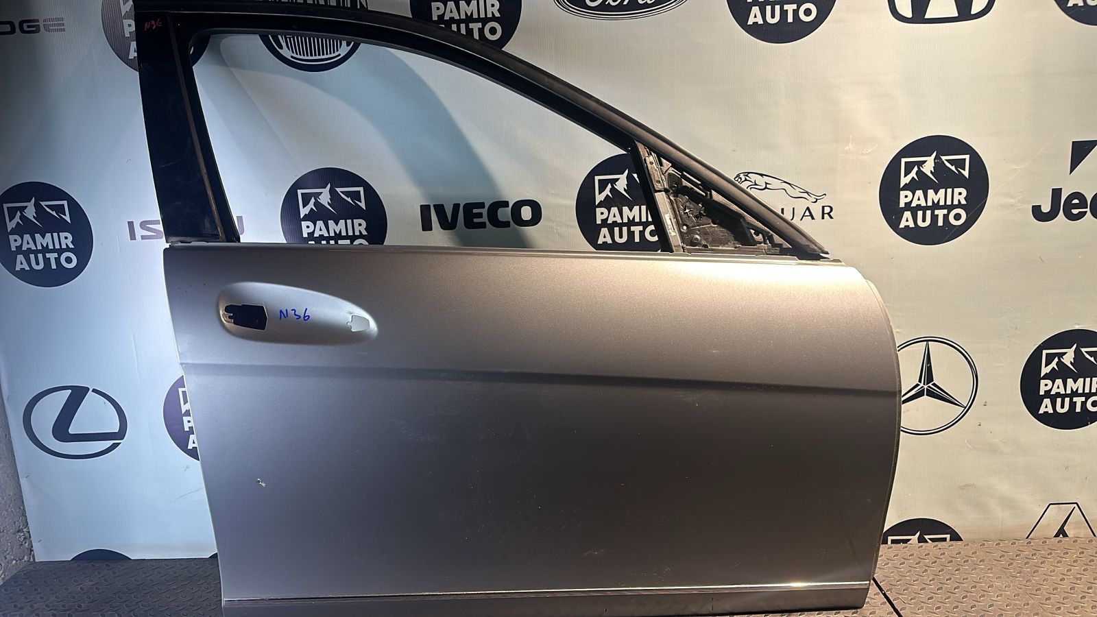 Дверь передняя правая Mercedes C/W204 2006-2015