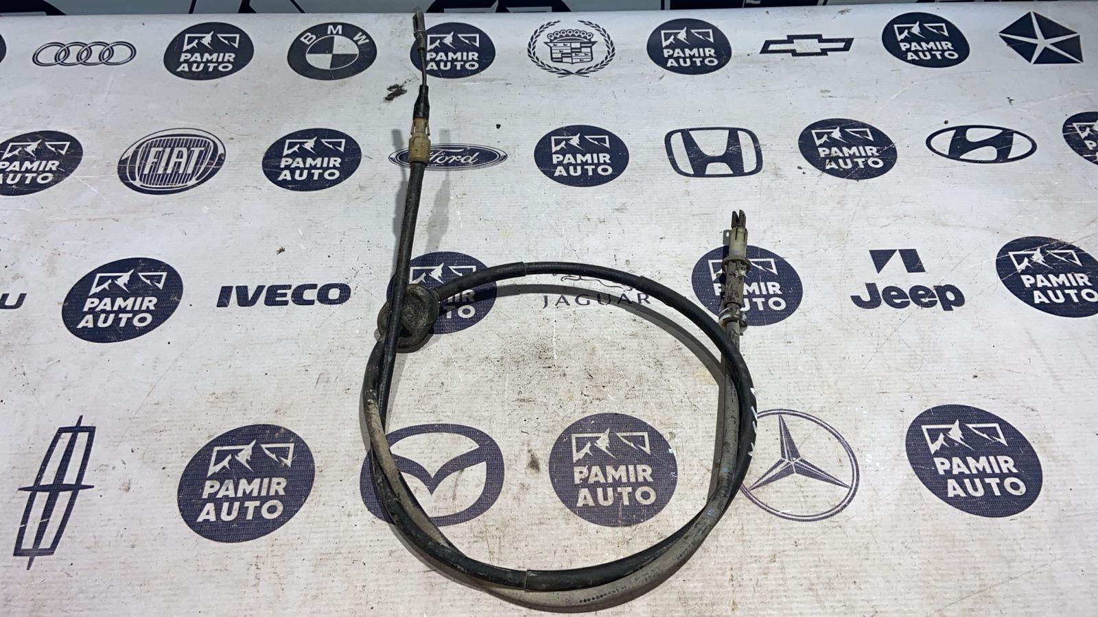 Трос стояночного тормоза левый Mercedes E/W211 2002-2009