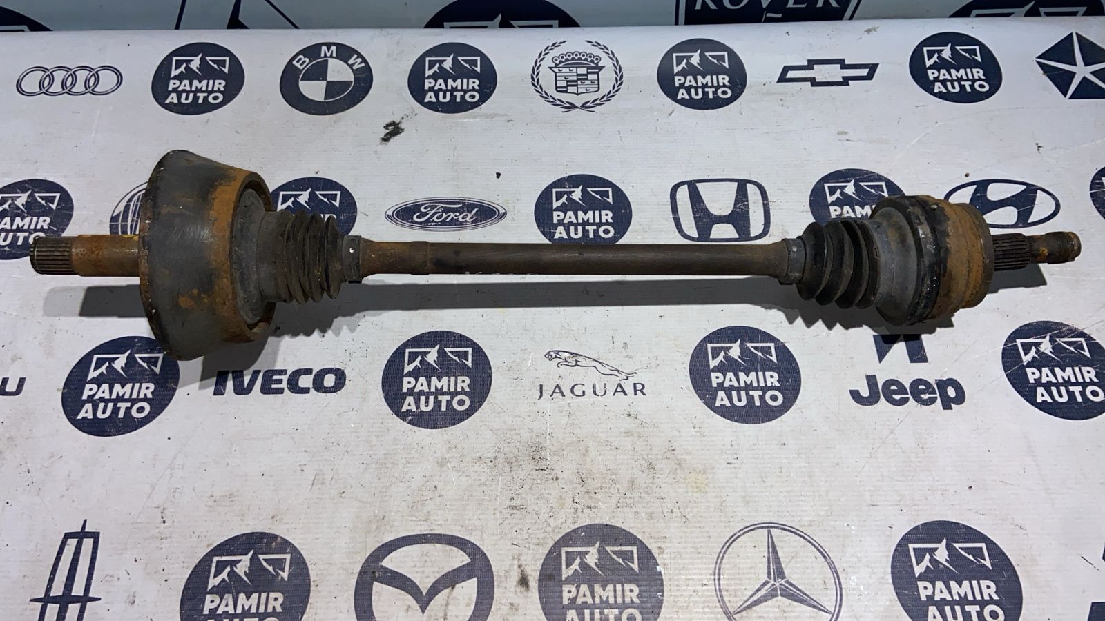 Полуось задняя правая Mercedes E/W211 2002-2009