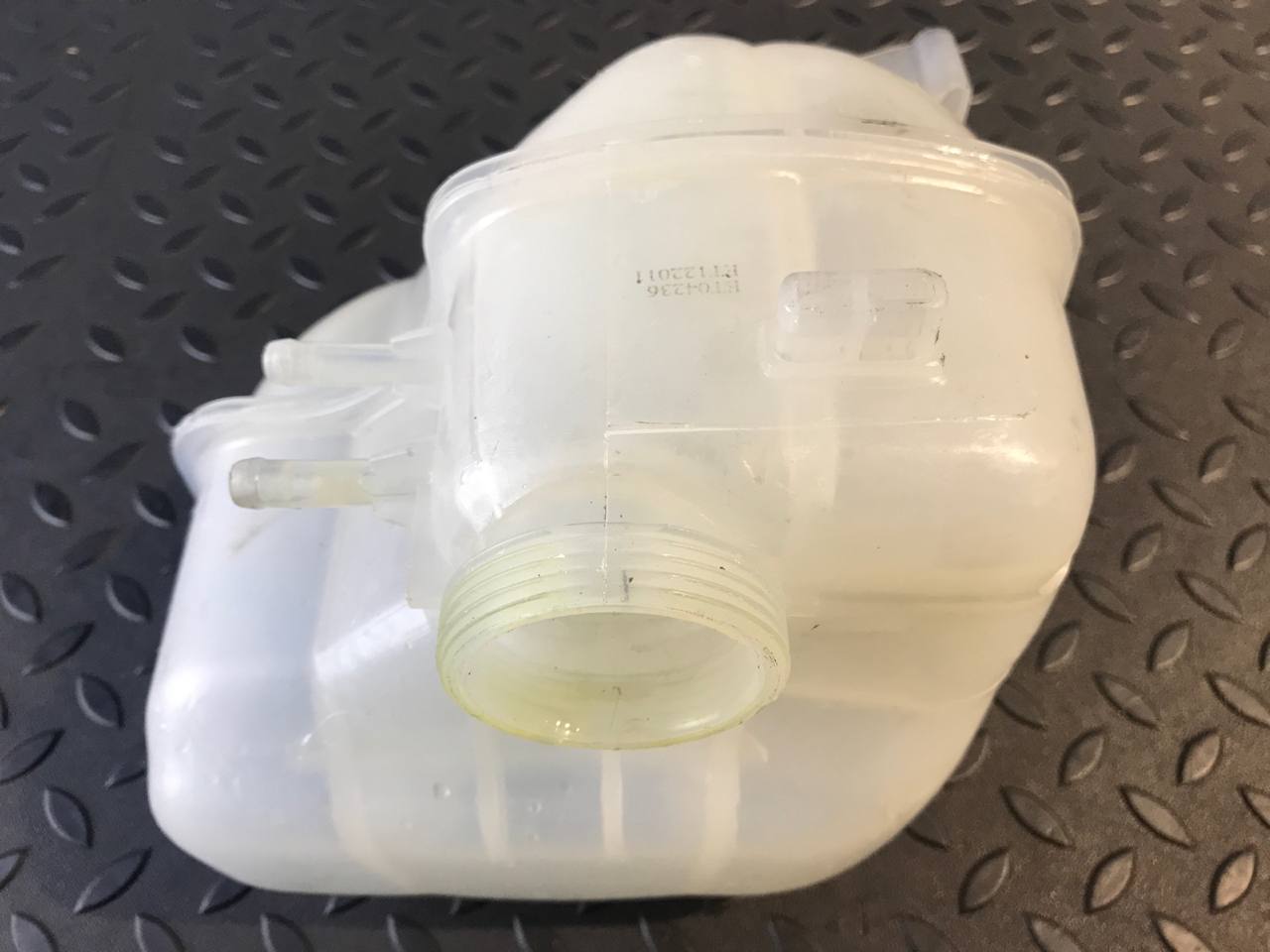 Бачок расширительный Opel Vectra/C 2002-2008