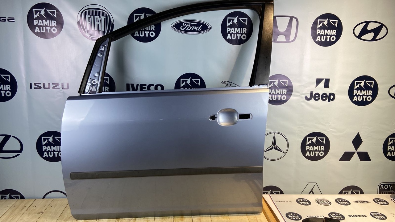 Дверь передняя левая Ford C-Max 2003-2010