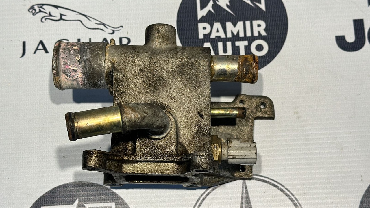 Фланец ОЖ Ford C-Max 2003-2010