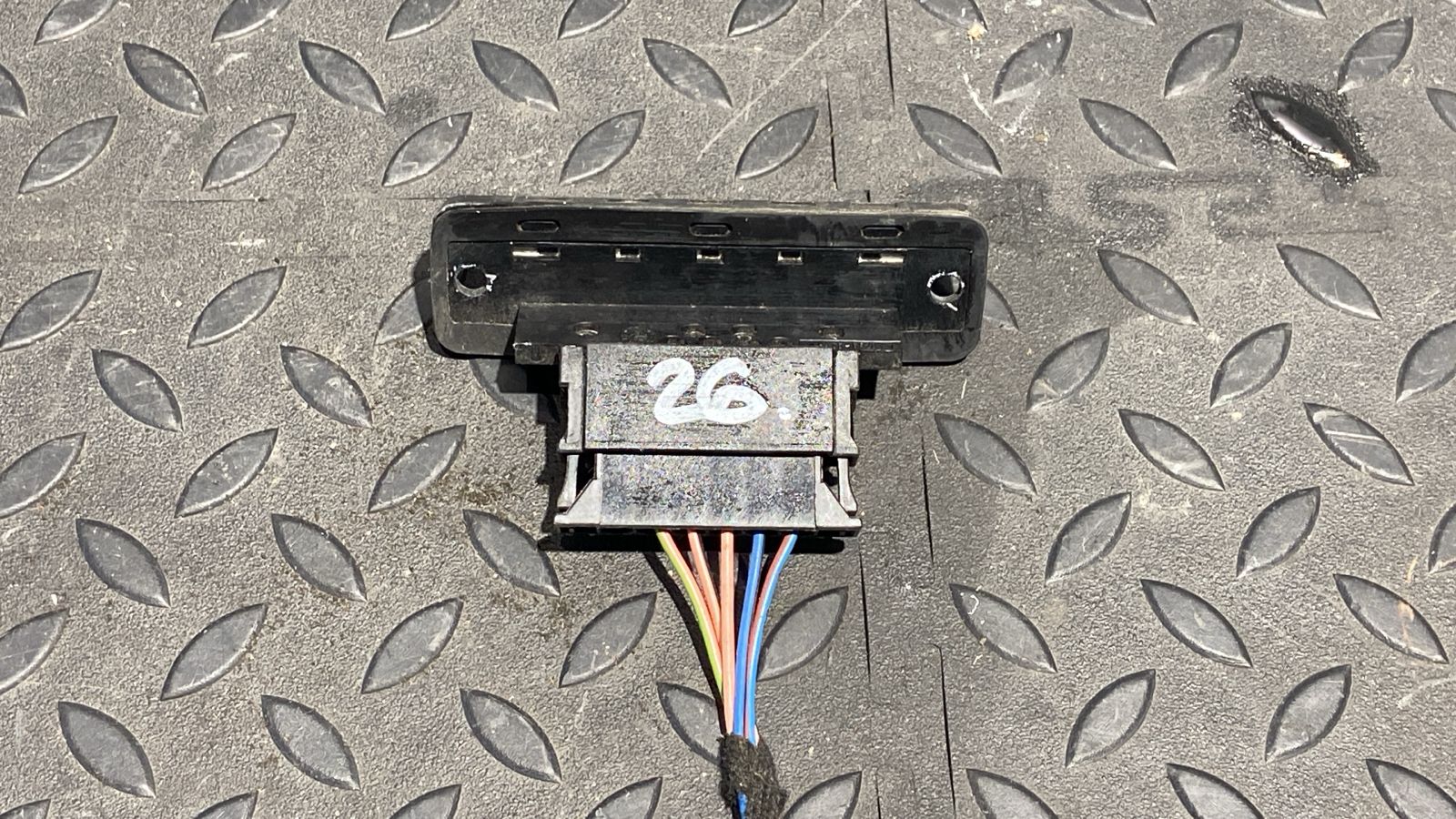 Выключатель концевой Mercedes Vito/W639 2003-2014