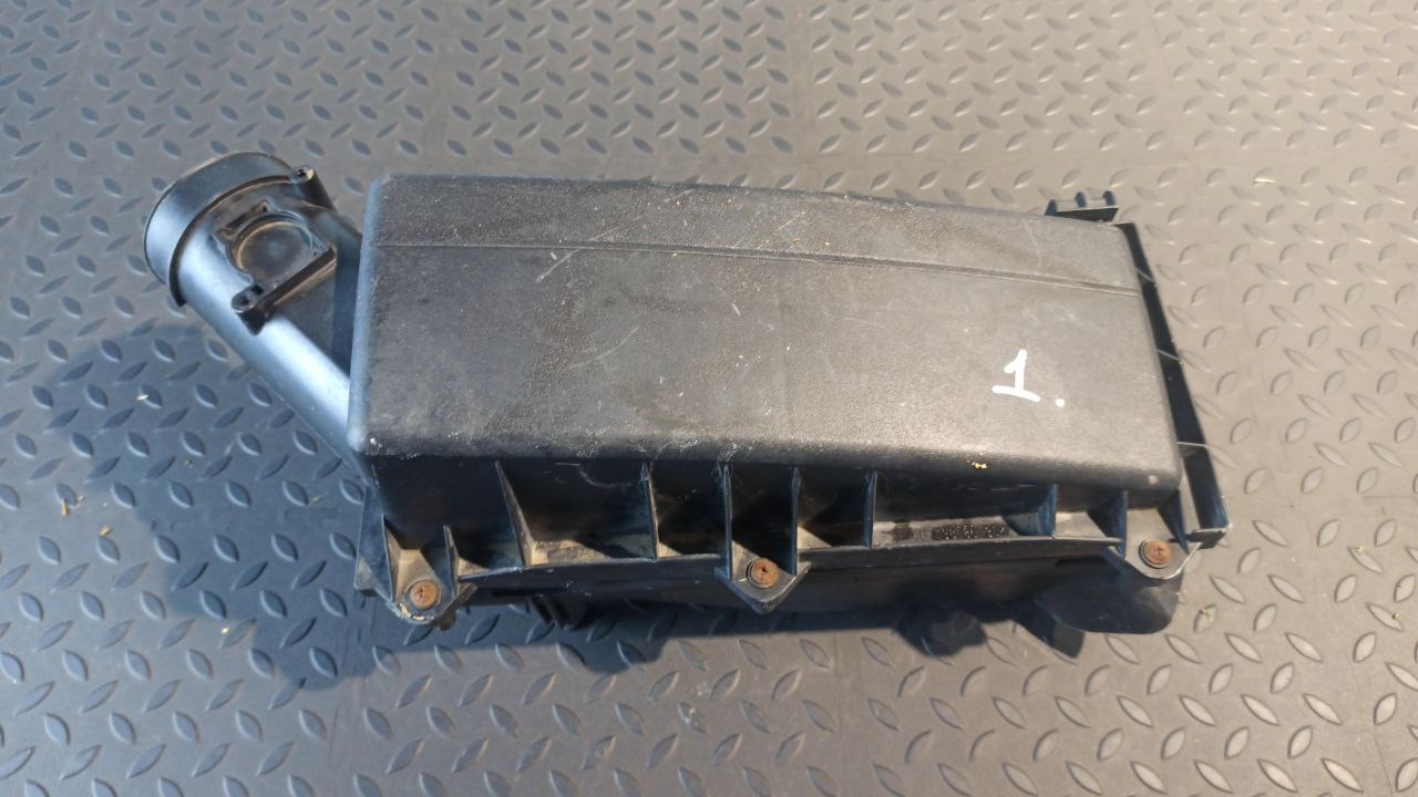 Корпус воздушного фильтра Ford Mondeo/3 2000-2007