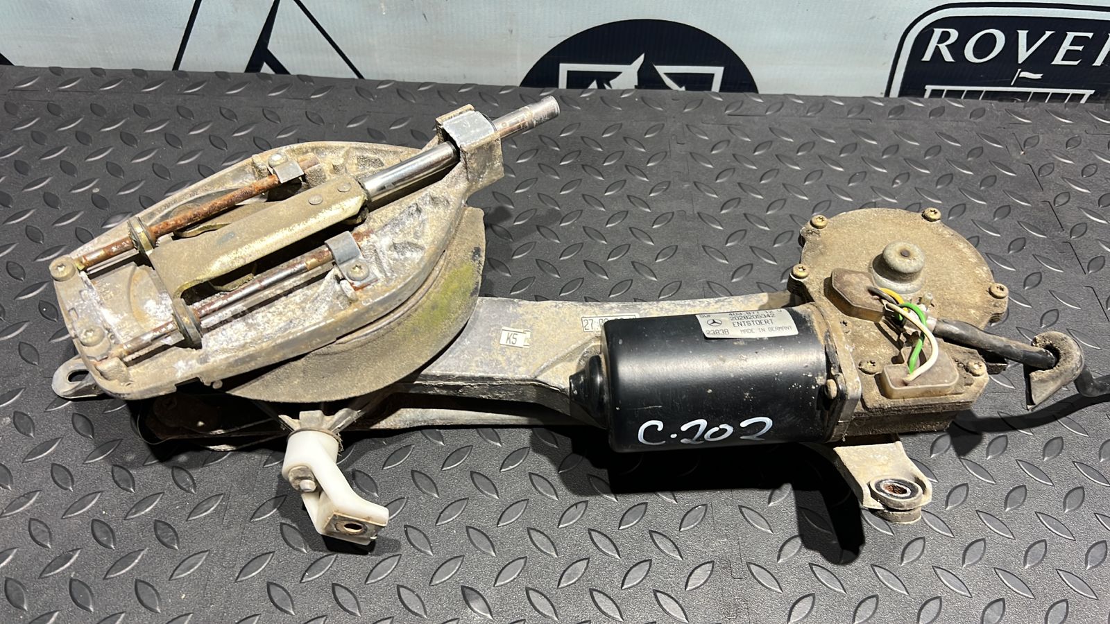 Трапеция стеклоочистителя Mercedes C/W202 1993-2001