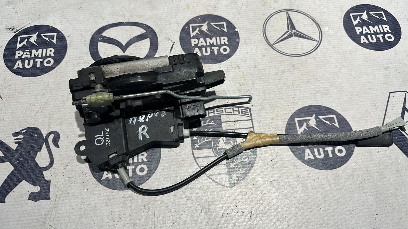 Замок двери передний правый Opel Vectra/C 2002-2008