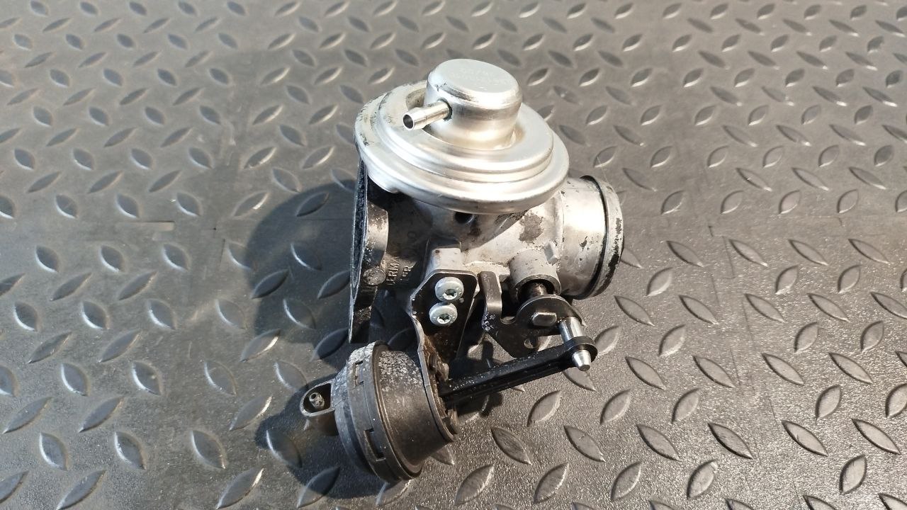 Клапан системы EGR Volkswagen Golf/4 1997-2006
