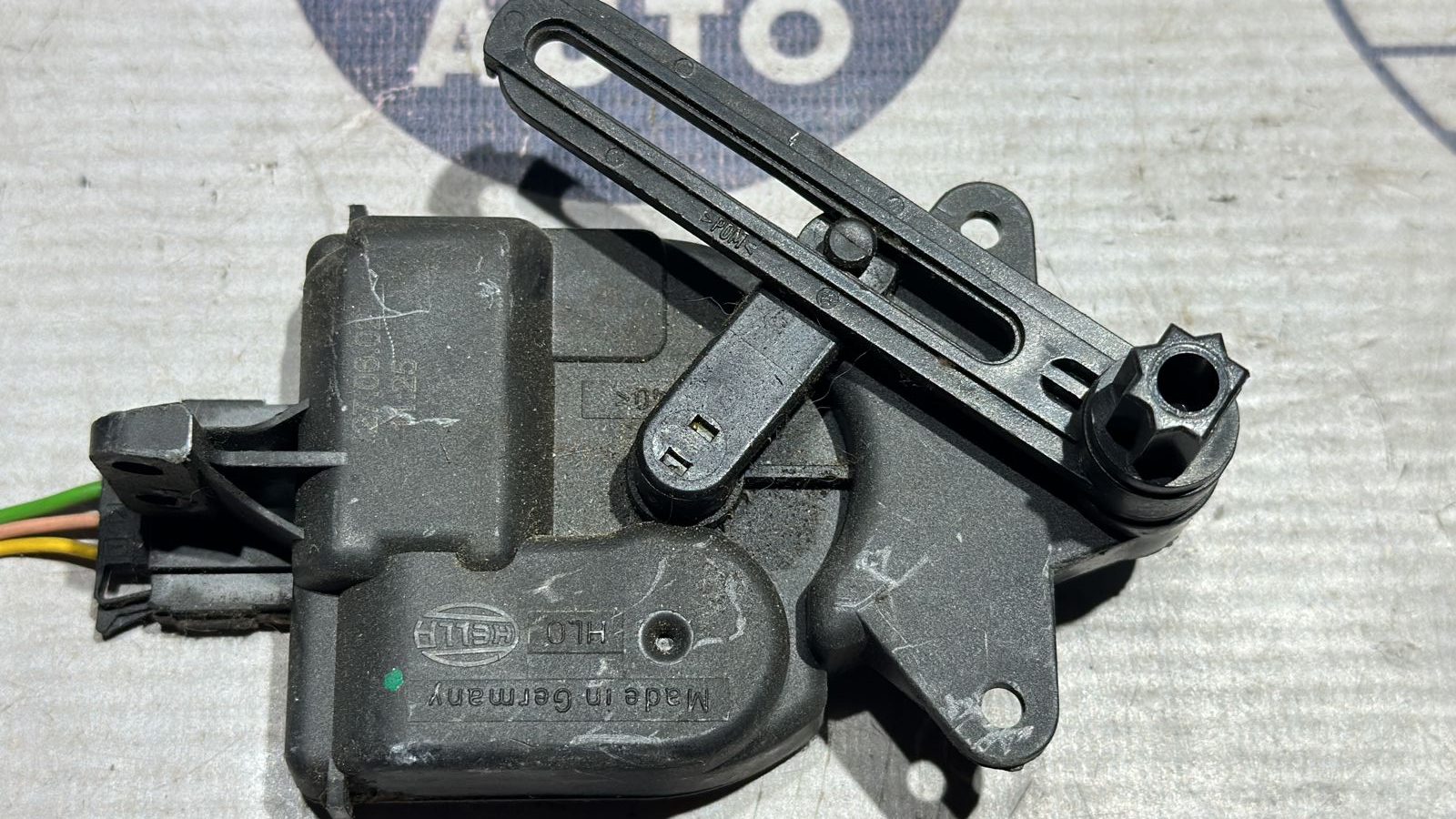 Моторчик заслонки отопителя Land Rover Freelander 1998-2006