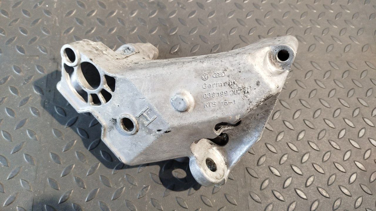 Кронштейн двигателя Volkswagen Golf/4 1997-2006