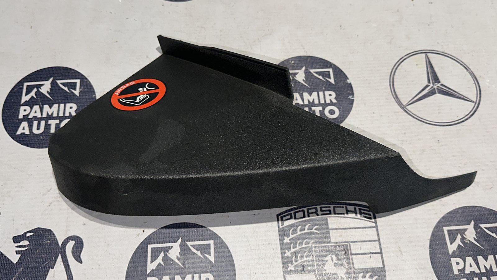 Накладка на торпедо правая Ford Focus/2 2004-2011