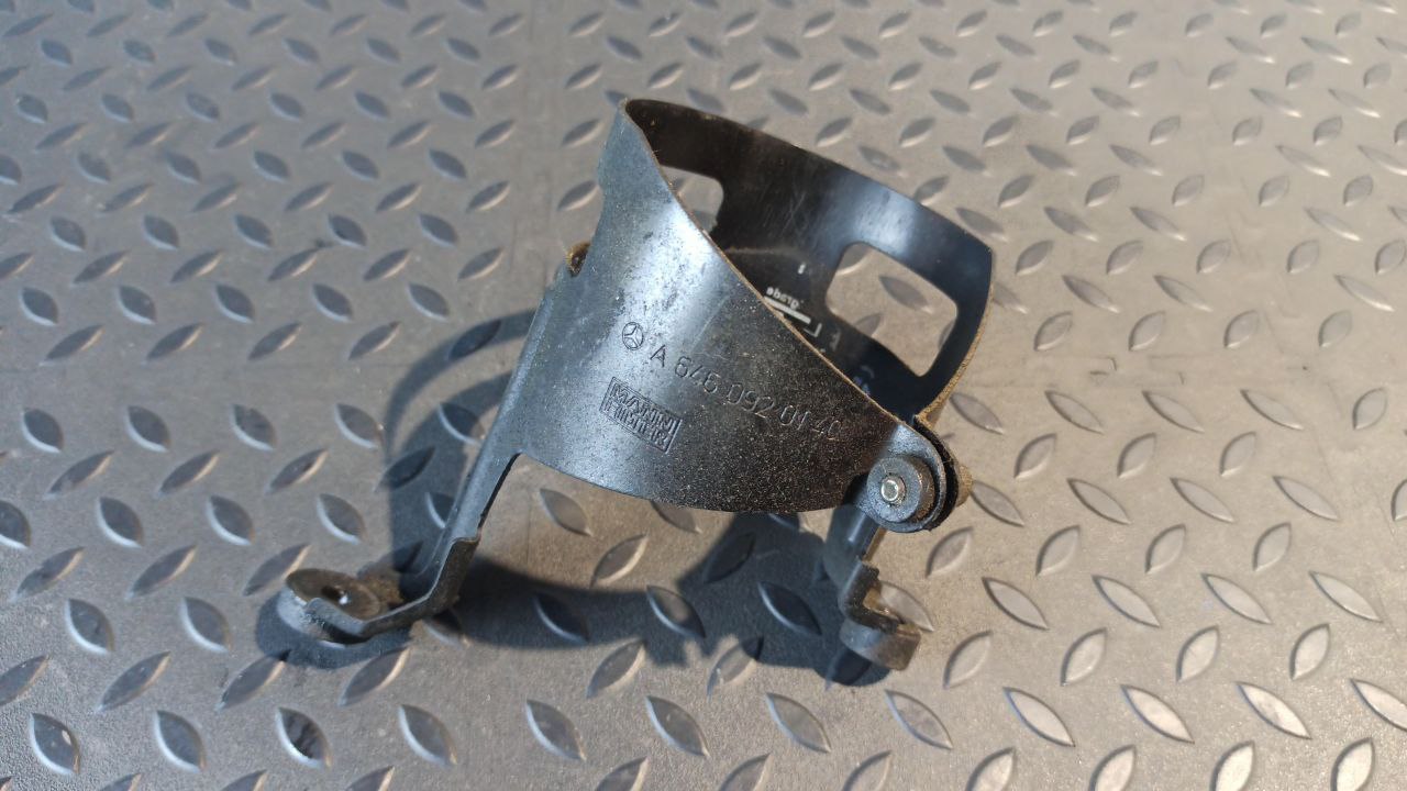 Кронштейн топливного фильтра Mercedes E/W211 2002-2009