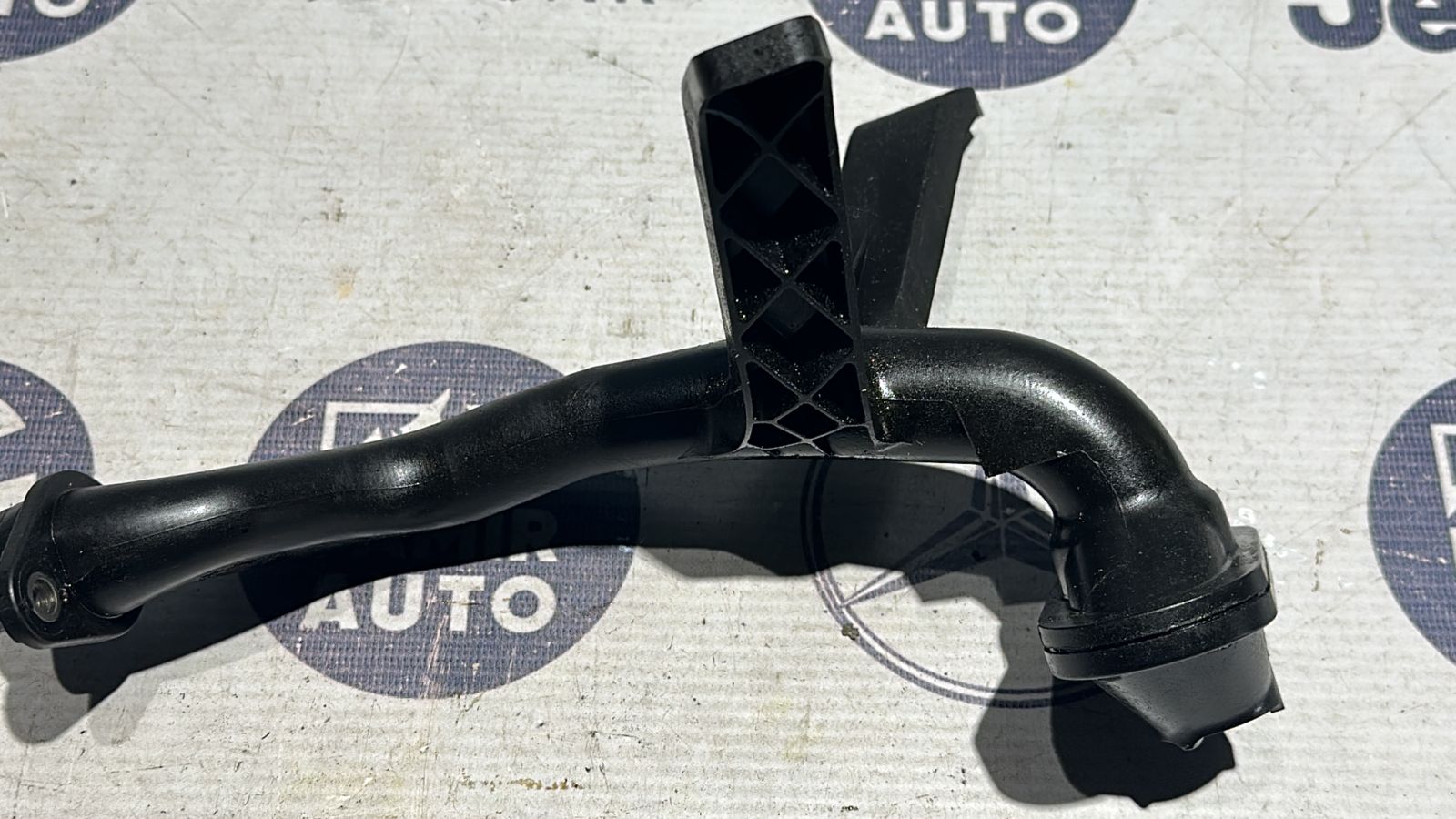 Маслозаборник Mercedes E/W211 2002-2009