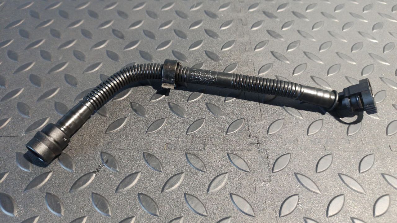 Патрубок картерных газов BMW 3/E46 1998-2007