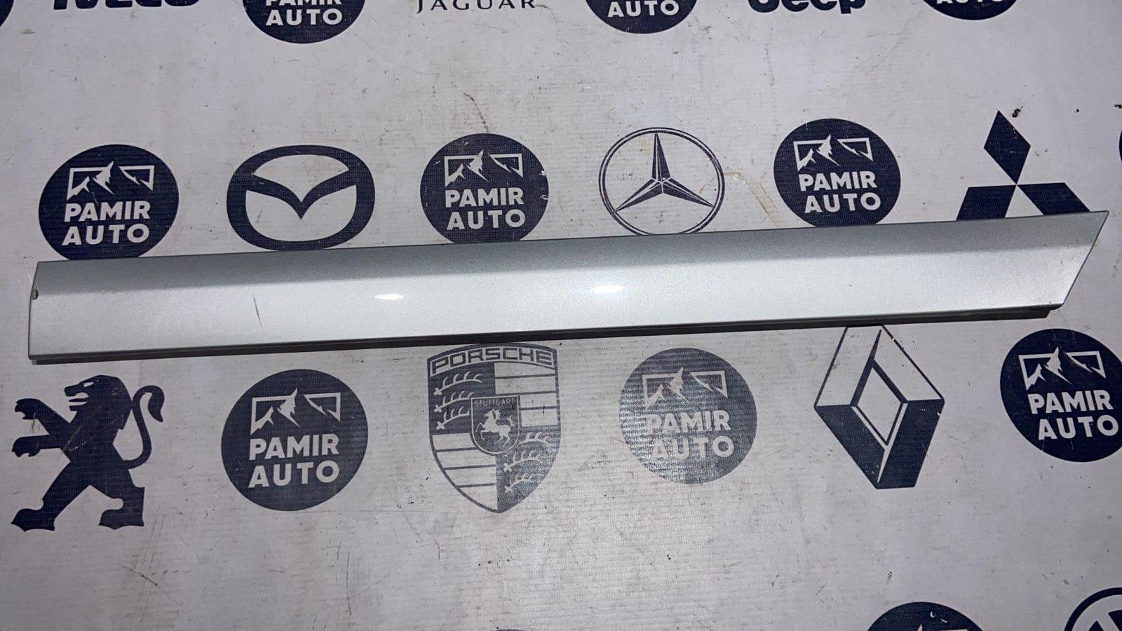 Молдинг двери задний левый Mercedes C/W203 2000-2008