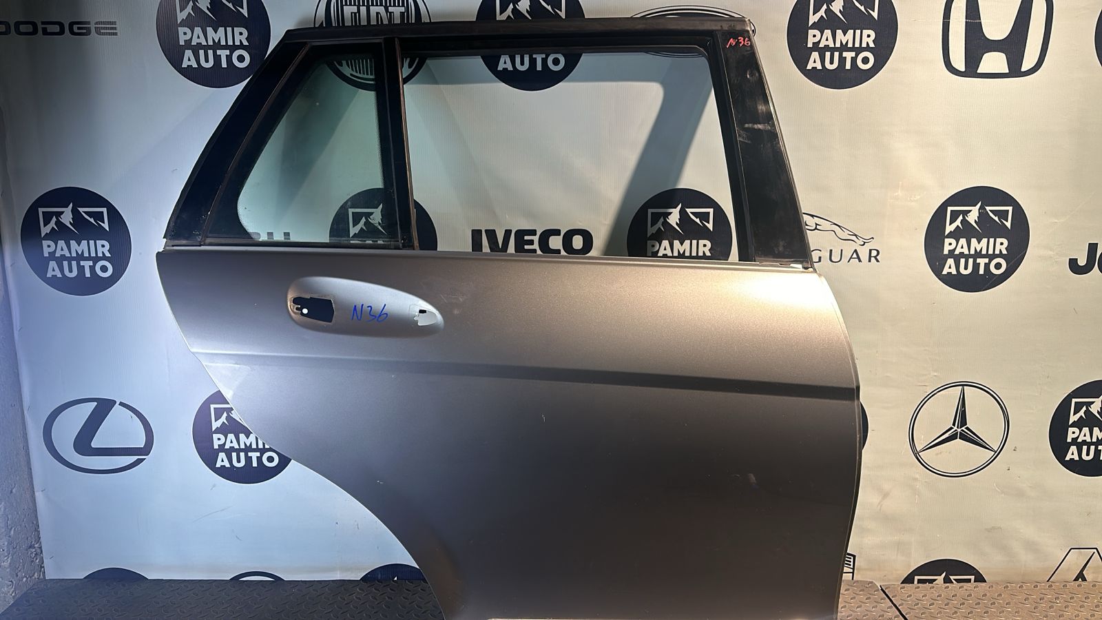 Дверь задняя правая Mercedes C/W204 2006-2015
