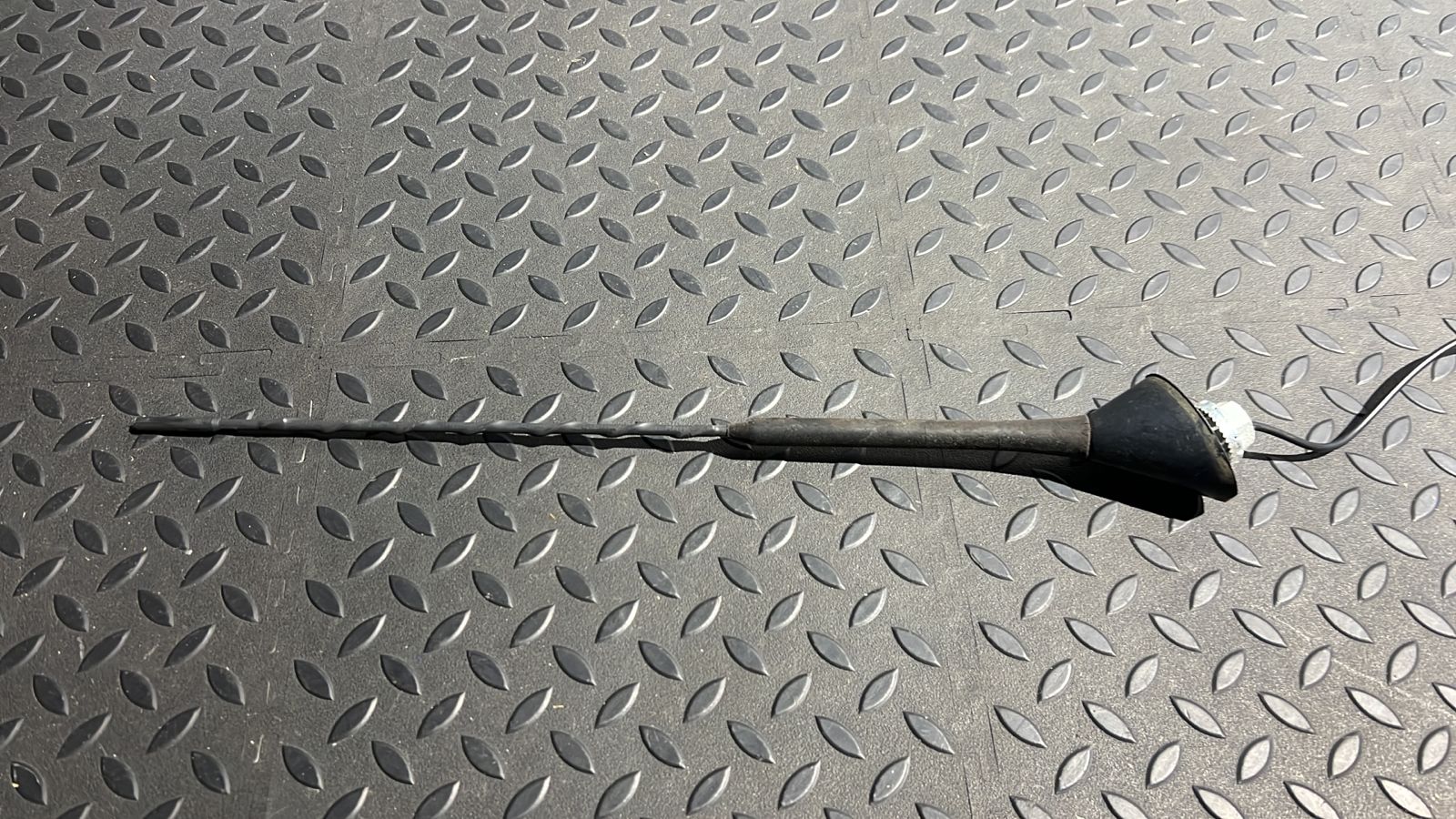 Антенна Opel Corsa/D 2006-2014