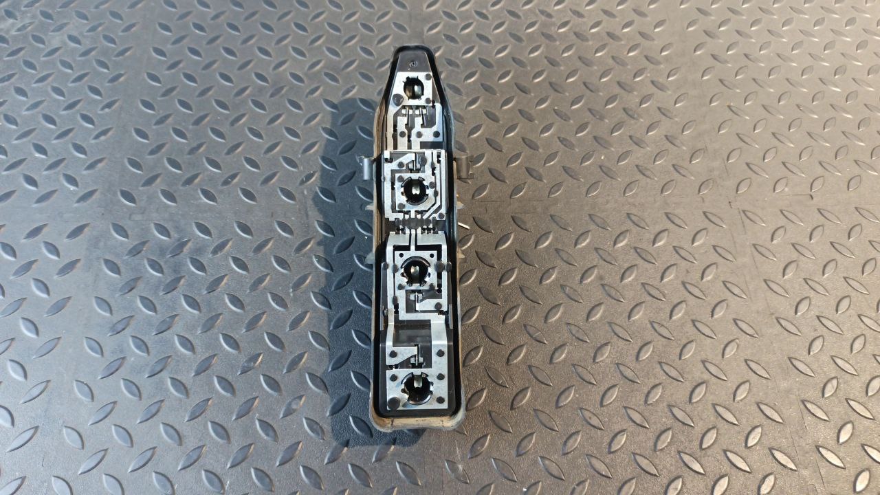 Плата заднего фонаря Renault Scenic/2 2003-2009